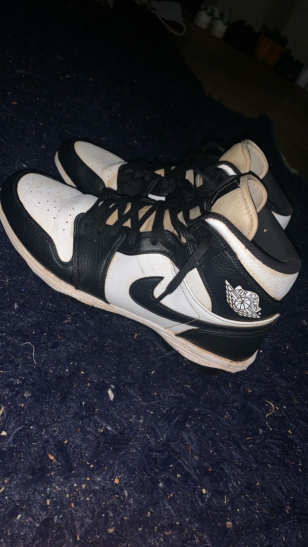 Size 9 Men Jordan Football Cleats USED