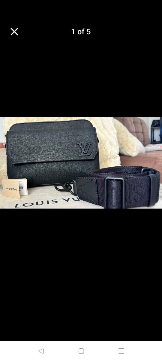 Louis Vuitton Fastline Messenger Men Bag