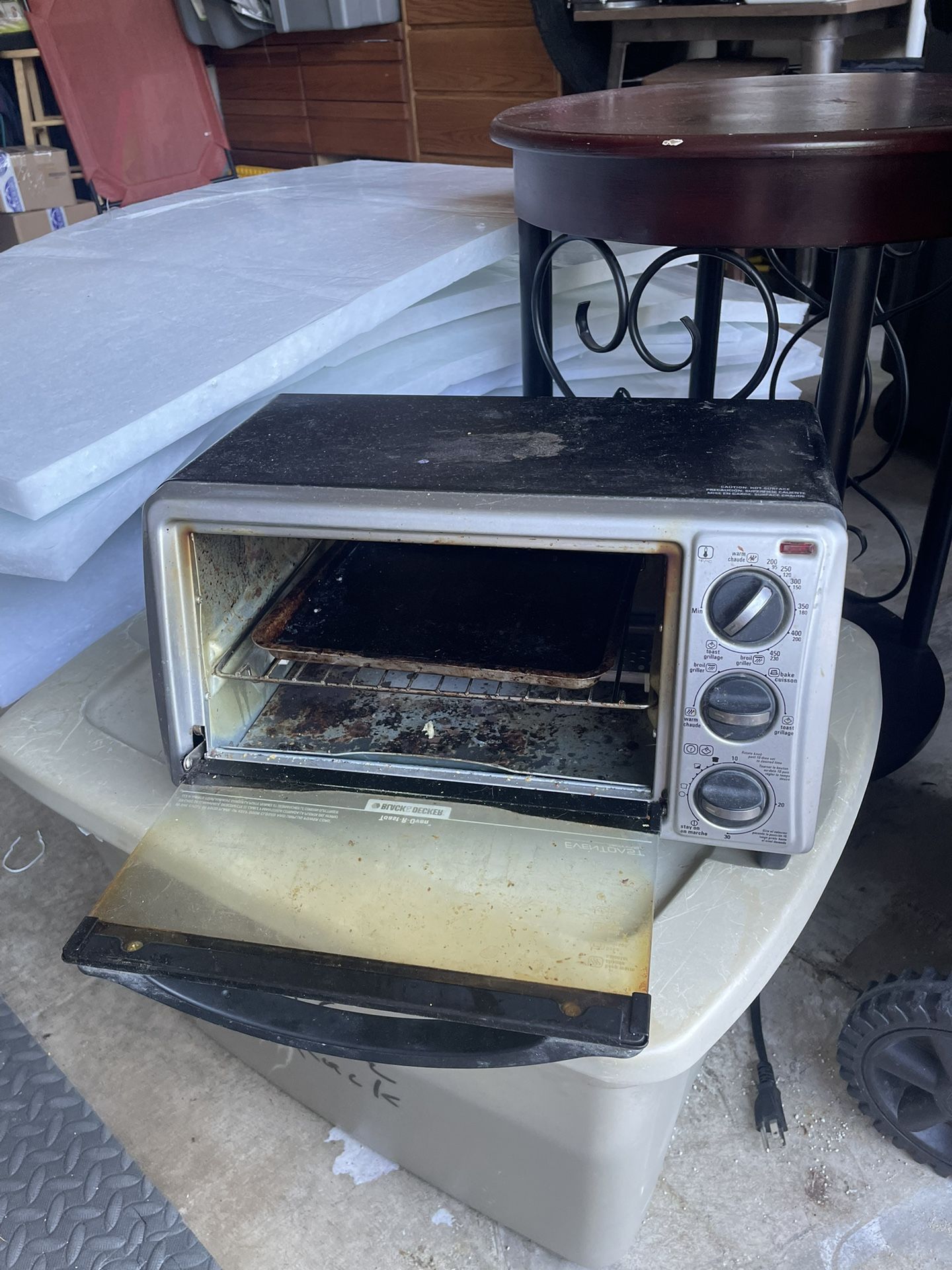 Free Functioning Toaster Oven