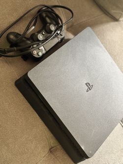 PS4 Slim