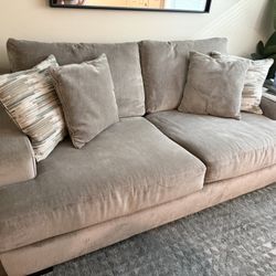 Ashleys Furniture Pull Out Couch