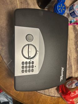 Master lock safe