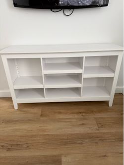 Media console