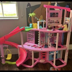 Barbie Doll House New