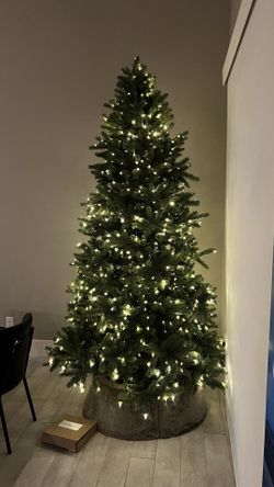 9ft Balsam Hill Christmas Tree