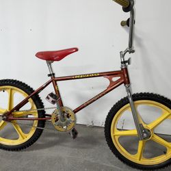 Vintage Schwinn BMX Mag Scrambler SX 100 Bike for Sale in