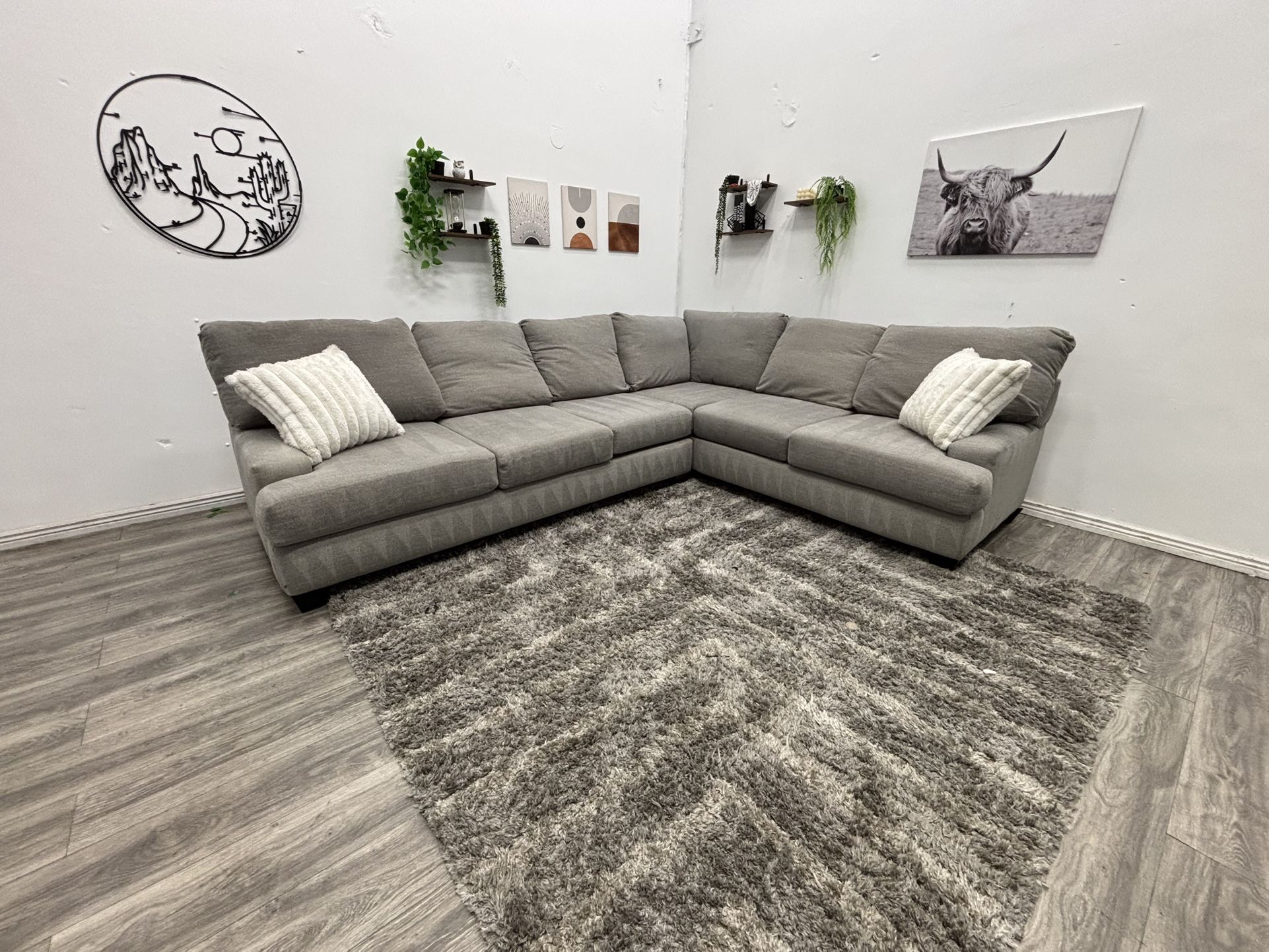 Gray Sectional Couch - Free Delivery