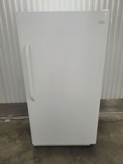 Frigidaire 17cu ft Freezerless Refrigerator Garage Ready (NOT A FREEZER!)