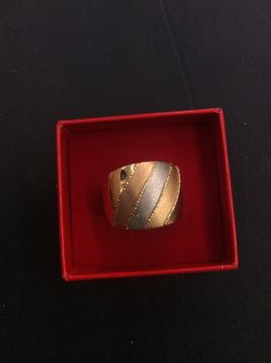 Lady Fashion Ring