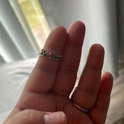 James Avery Mom Ring 