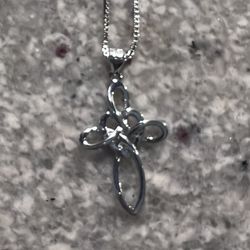 Sterling Silver Celtic Heart ♥️ Cross