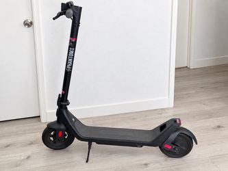 Phantom A10 Smart Electric Scooter – Black – Good Condition  Price: