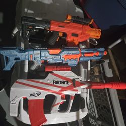 Nerf Blasters 