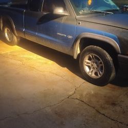 2003 Dodge Dakota