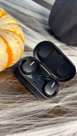 Bose Quiet Comfort Ear Buds - Black