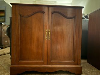 Beautiful hardwood cabinet