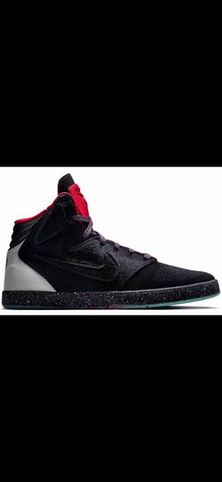 Nike Kobe 9 NSW Size 8 men