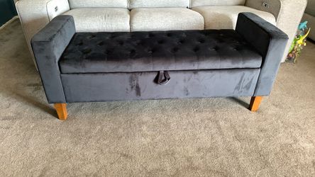 BENCH BLACK COLOR SOFT MATERIAL HAS STORAGE BRAND NEW