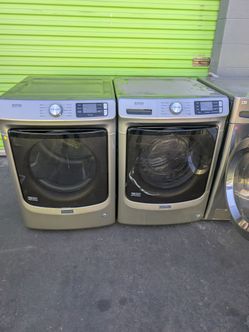 Washer and gas dryee