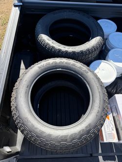 Goodyear Wrangler TrailRunner AT Tires 275/60R20