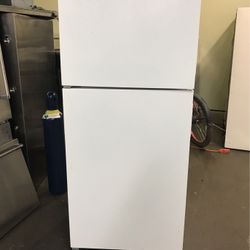 Frigidaire 14 Cu Ft Top Freezer Refrigerator Apartment Size 