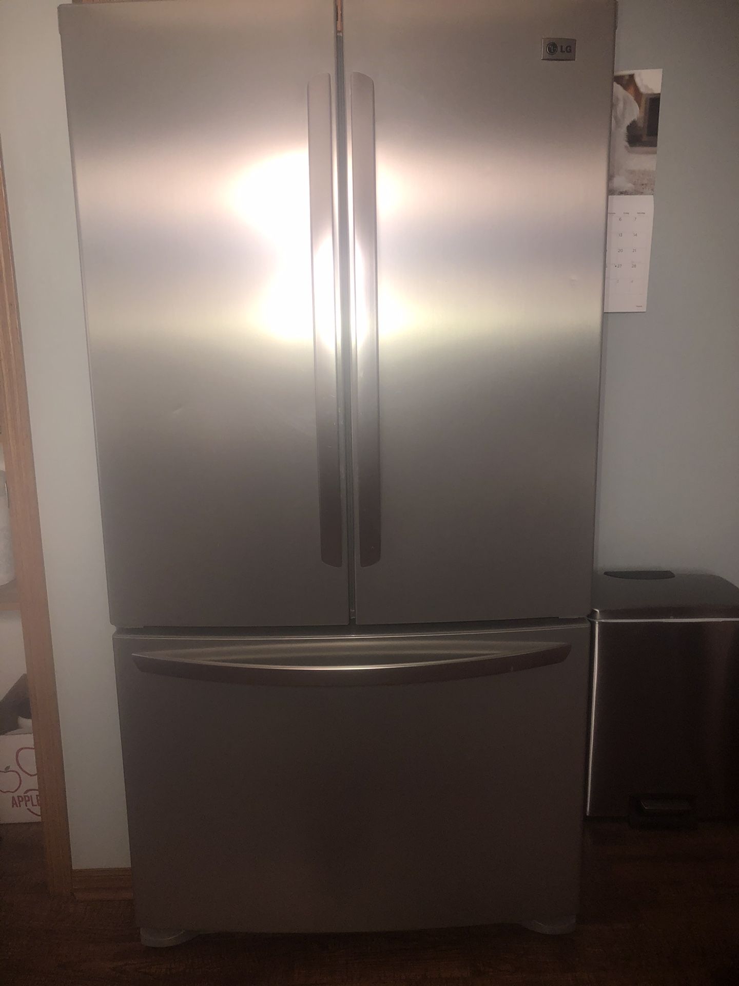 LG Refrigerator 3 Doors Ice maker