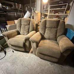 2 Recliners 