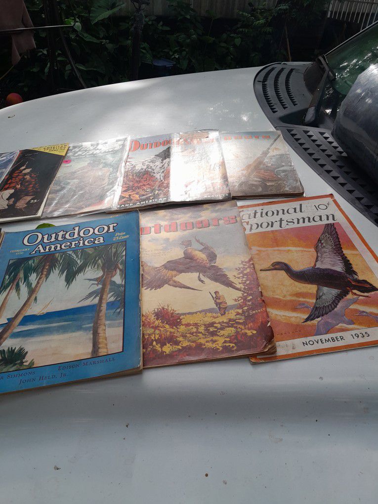 1929 Thru 1950s Collection Of Hunting Magazines 