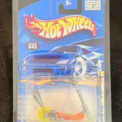 Hot 🔥 Wheels 🛞 $10 Mo Scoot 2001 First Edition 