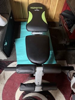 Ignite by SPRI Adjustable Weight Bench