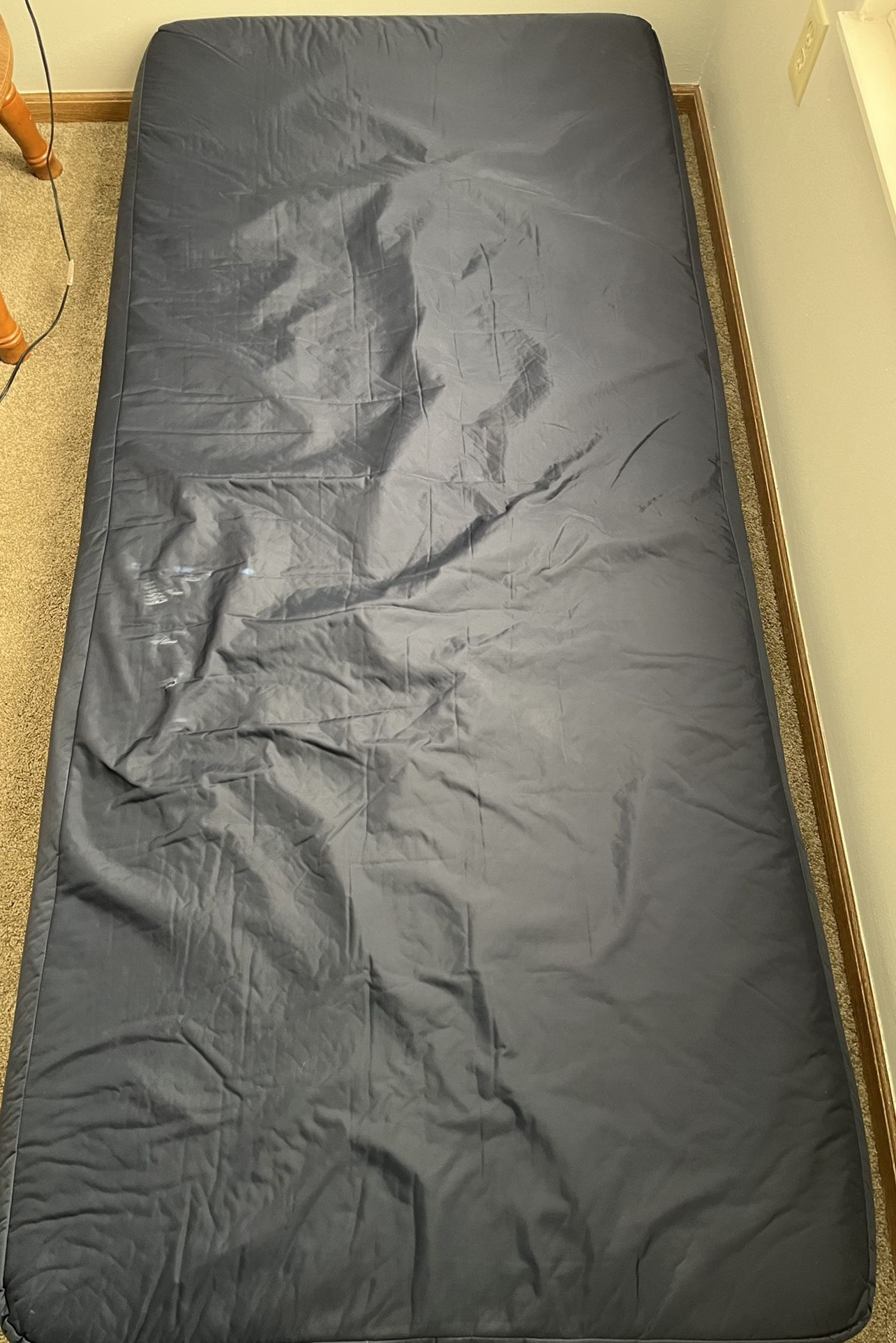 Jamestown Mattress Posturize Institutional Twin