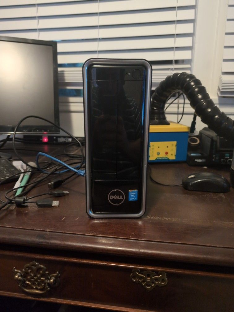 Dell Inspiron 3647 Desktop - i5 (4th Gen) - 16gb RAM - 256gb SSD - Wifi - DVD Burner - Windows 11
