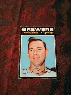 Vintage 1972 Topps baseball/Dave Baldwin/Milwaukee Brewers pitcher/card #48