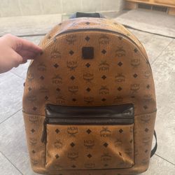 MCM medium Stark monogram-print backpack (100% AUTHENTIC)