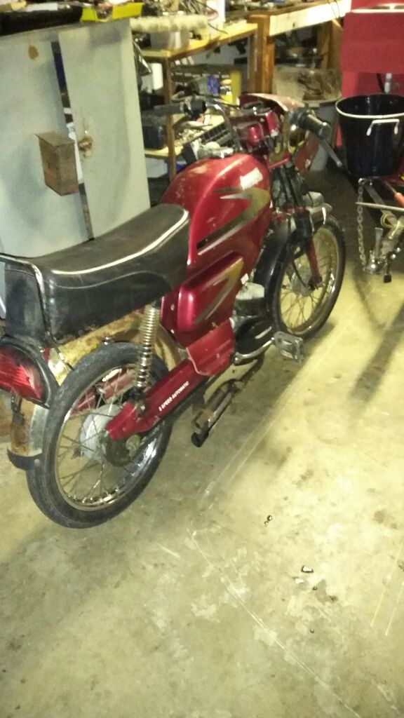 2001 Avanti Super Sport moped