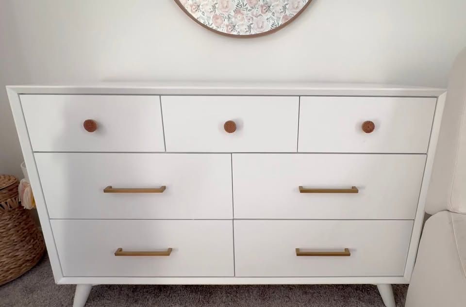 7-Drawer Dresser – Mid-Century Modern – White– Gently Used