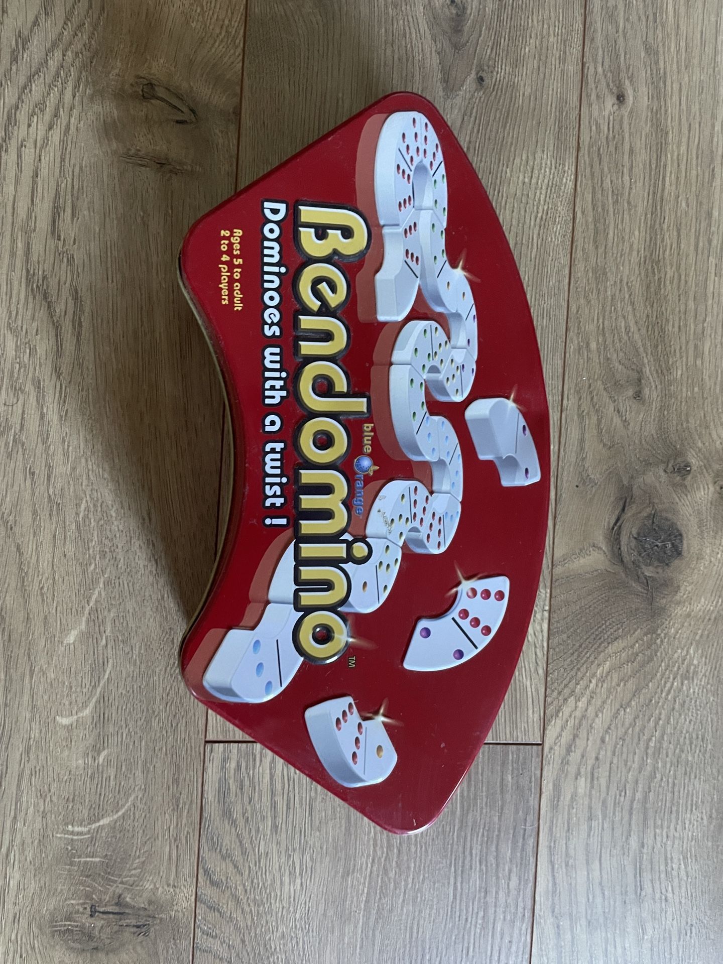 Bendomino - Dominoes With A Twist!