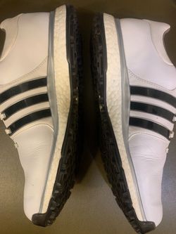 Golf shoes