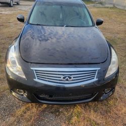 2013 Infinti G37