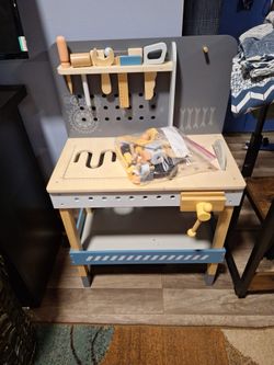 New 24x36x13  play  work bench
