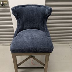 Madison Park Fillmore 25.25" Upholstered Wingback Counter Stool 360 Degree Swivel Seat Navy Blue