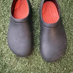 Crocs Black On The Clock LiteRide™ Work Slip-On Sz(7M -9W)