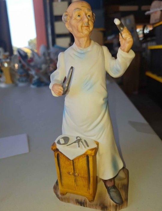 Vintage Lefton Hand Painted Bisque Porcelain Surgeon Figurine 8 Inches Tall A61F043