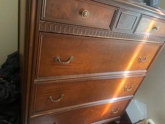 Full Size Dresser