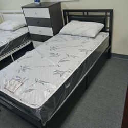 Metal Bed Frame And Matres Size Twin $328
