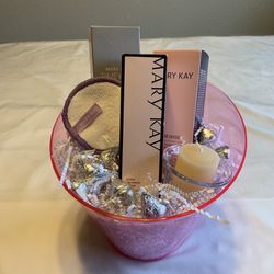 Mother’s Day Gift Basket 6