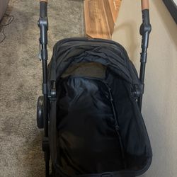 Brand new Zoosky pet stroller 