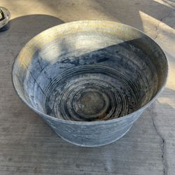 Galvanized Wash Tub – $20 OBO