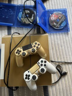 Ps4 6 Games And 2 Controllers