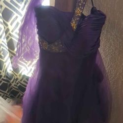 2 Quince Medium Size Dresses 